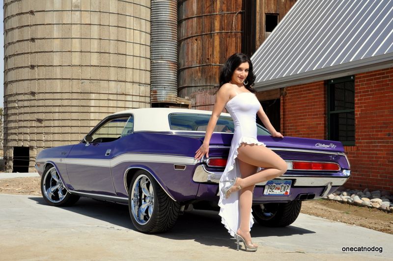 Nws Post Pics Of Hot Girls And Challengers Page 13 Dodge Challenger Forum Challenger 8272